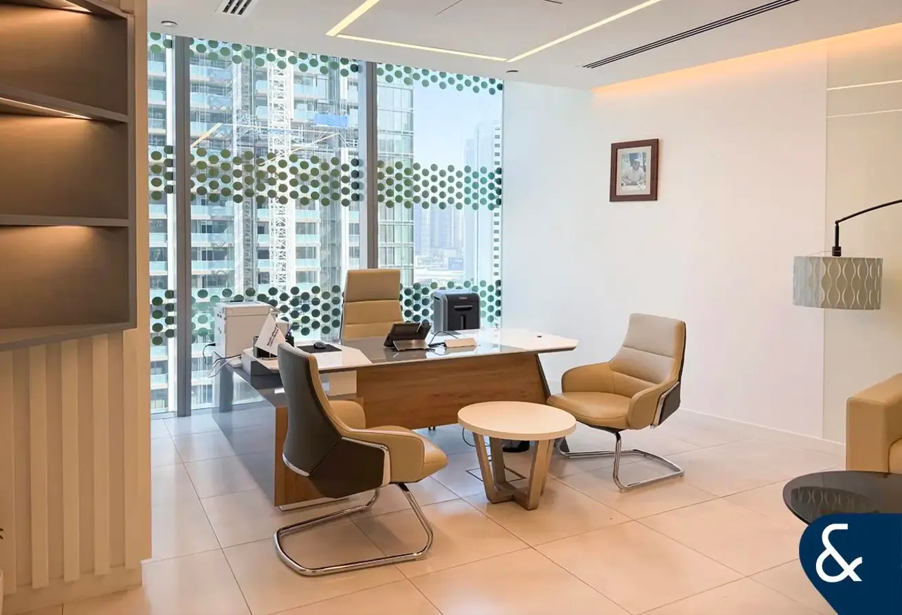 Furnished I Vacant I Landmark Building