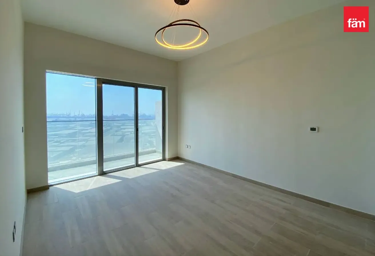 Open View | Direct On Metro | Ready To Move