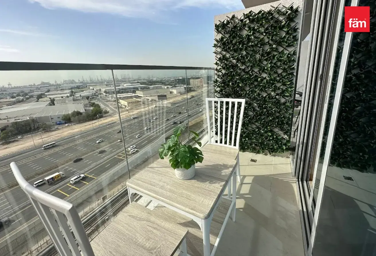 Open View | Direct On Metro | Ready To Move