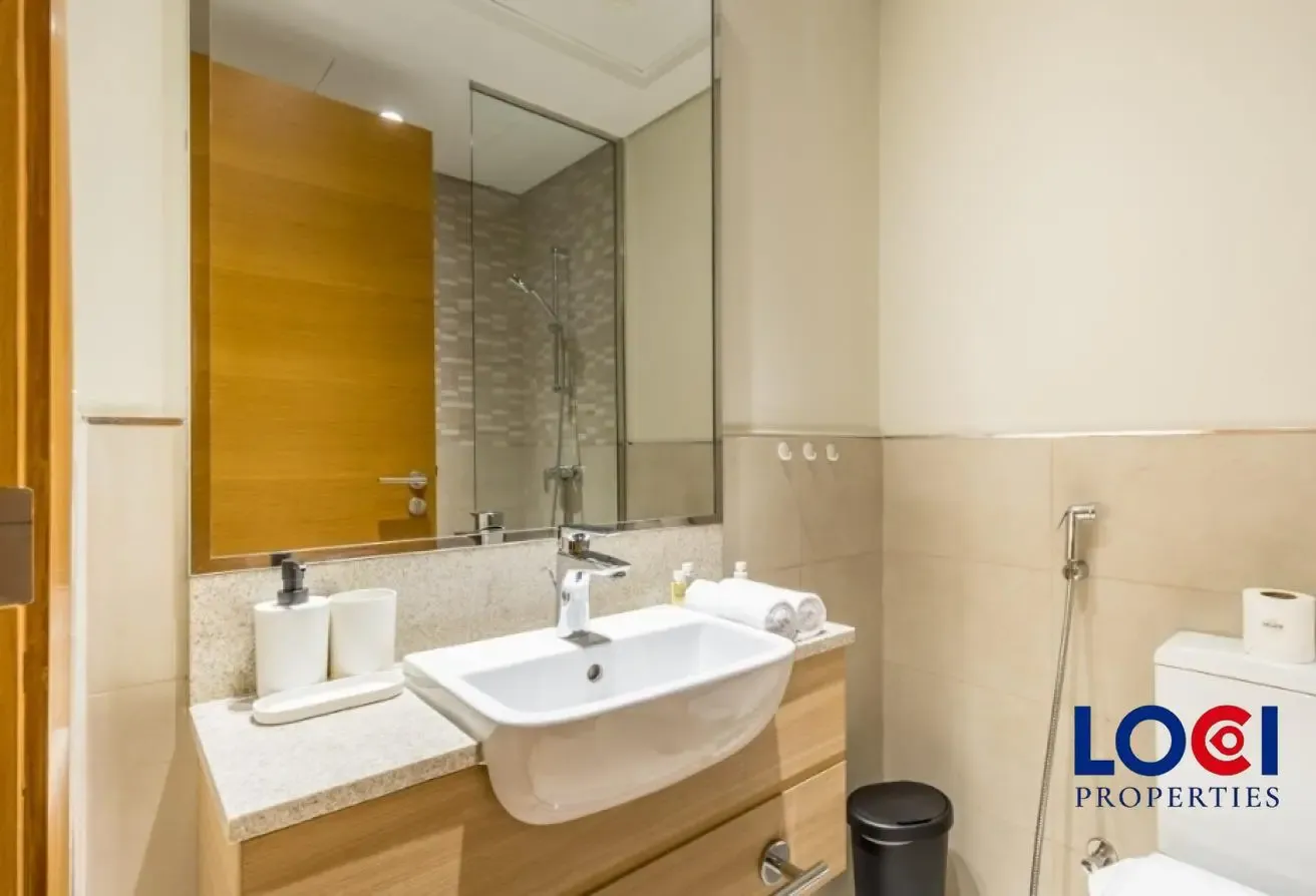 Studio Apartment with Private Jacuzzi in Dubai