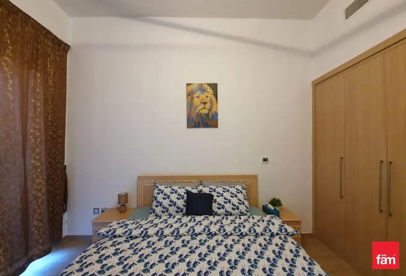 VACANT |  Beside Metro | Fully Furnished
