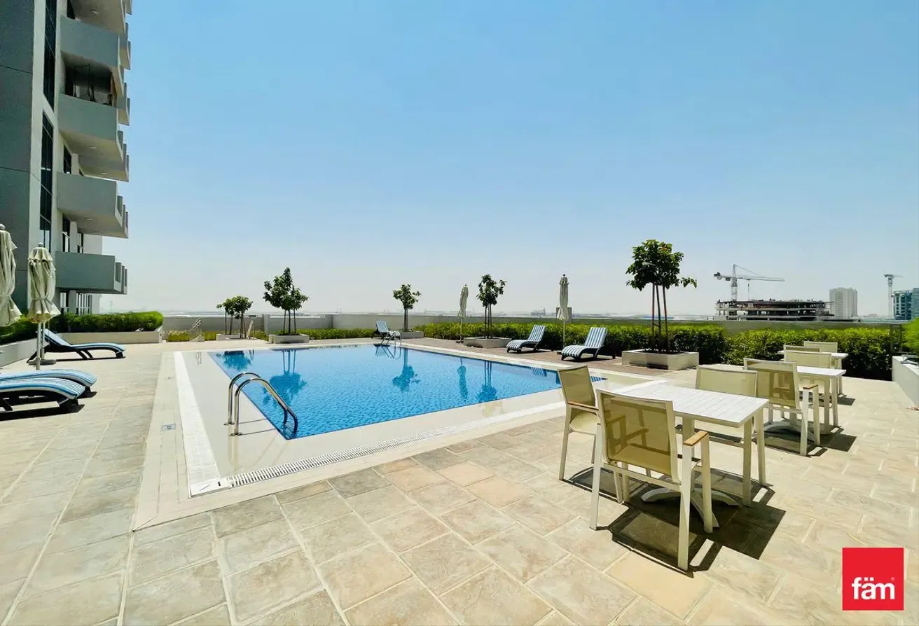 VACANT |  Beside Metro | Fully Furnished