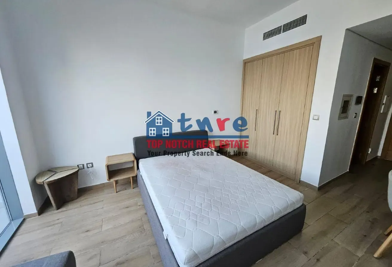 Fully Furnished with Balcony| High-Floor | Rented