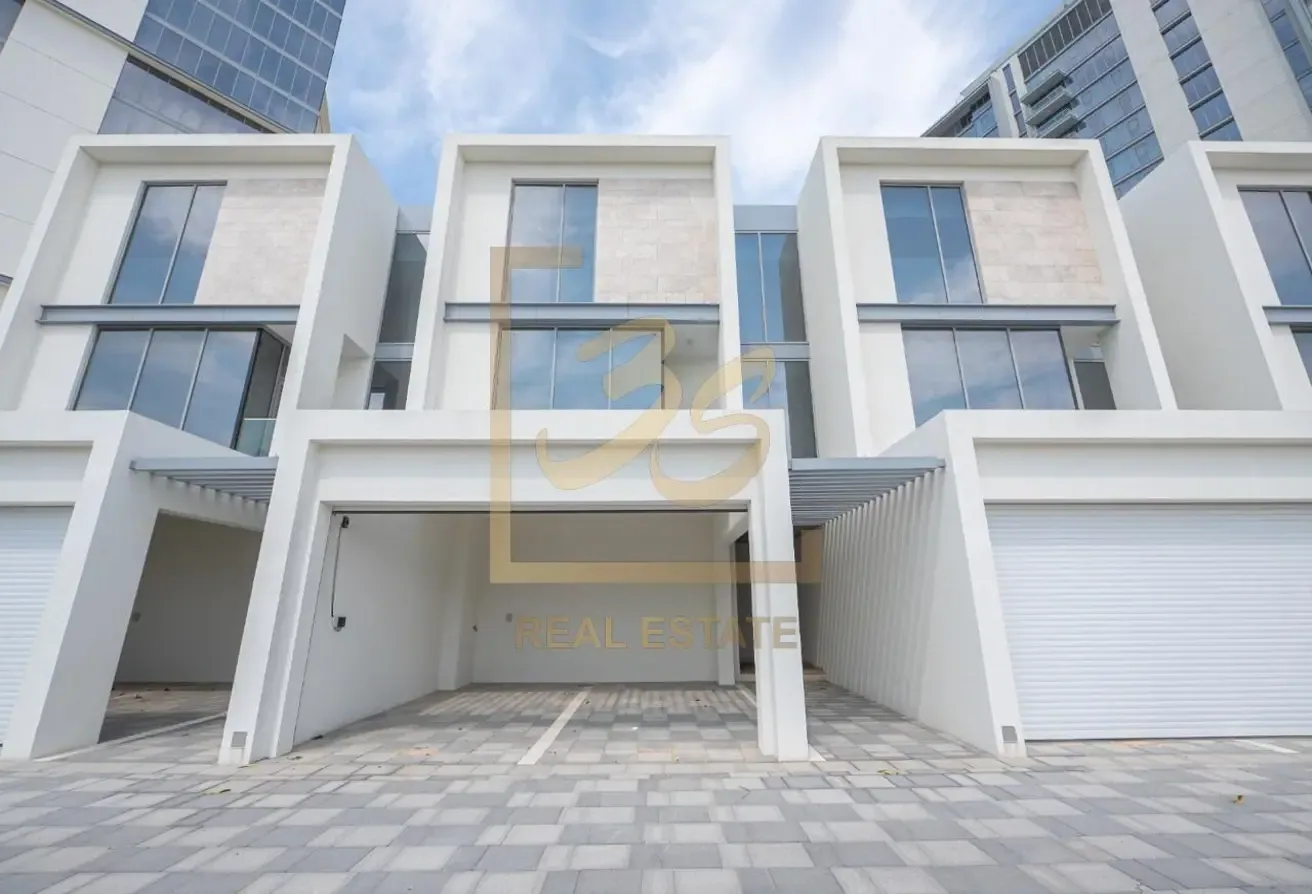 LAGOON VIEW 4BR | PRIME AREA | LUXURY HOME