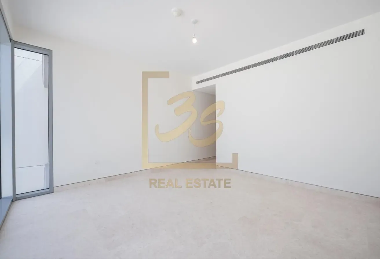 LAGOON VIEW 4BR | PRIME AREA | LUXURY HOME