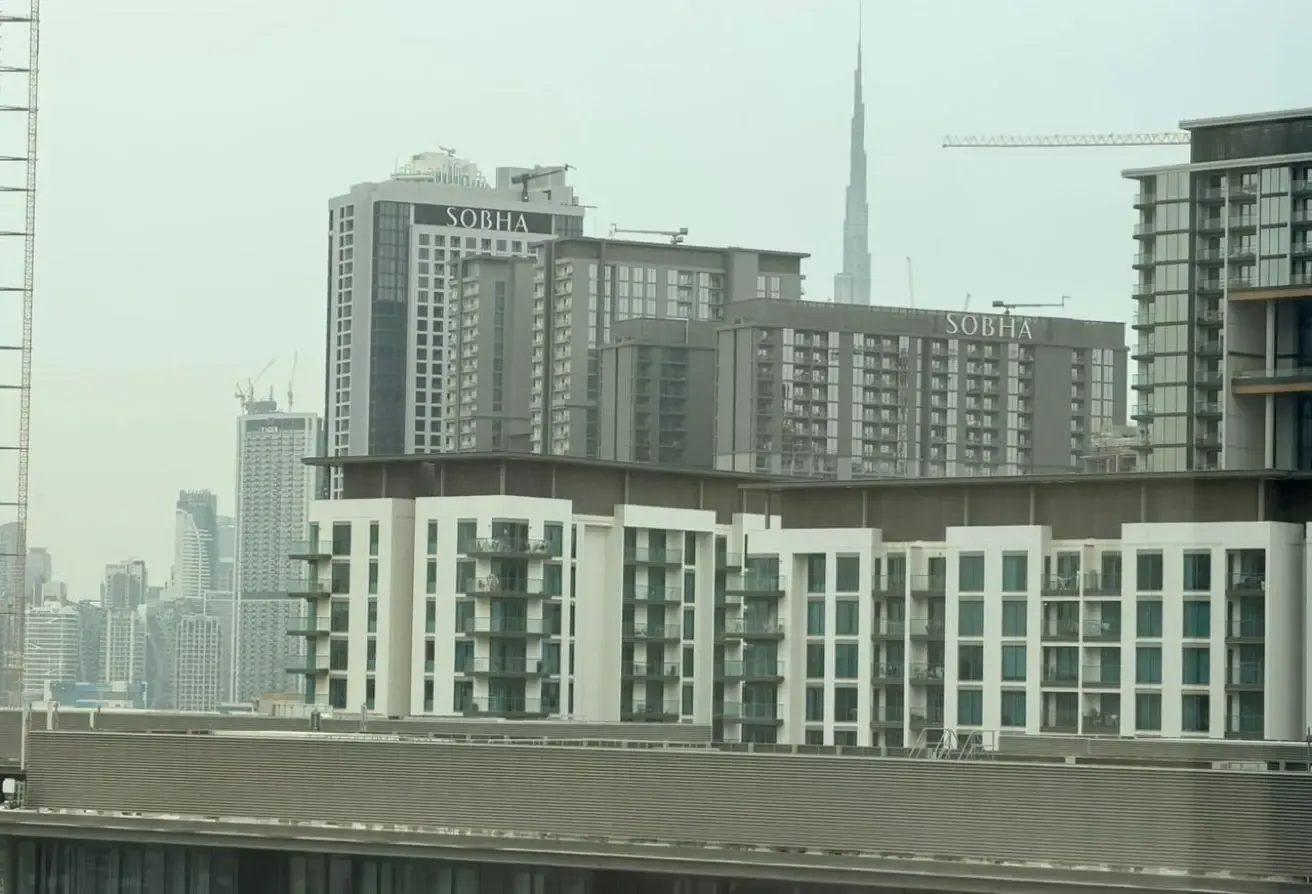 Luxury /Burj View /Mid Floor/ Mortgage /Negotiable