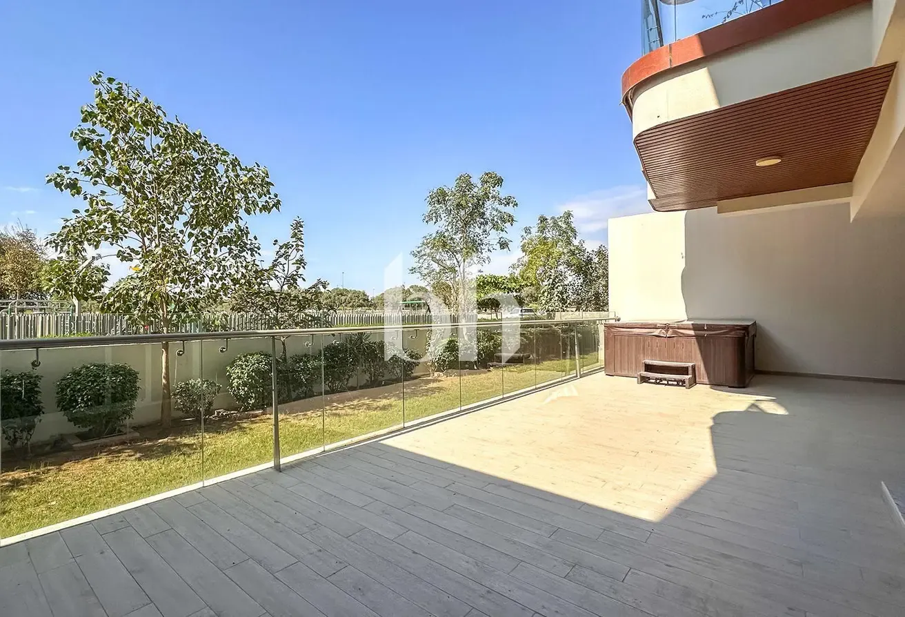 Quiet location| Park backing | Vacant