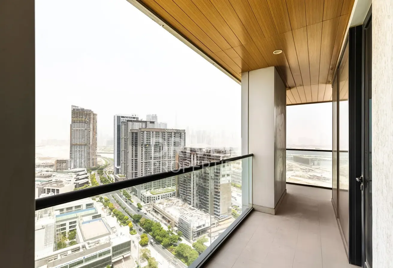 Stunning and Spacious Layout | Prime Location