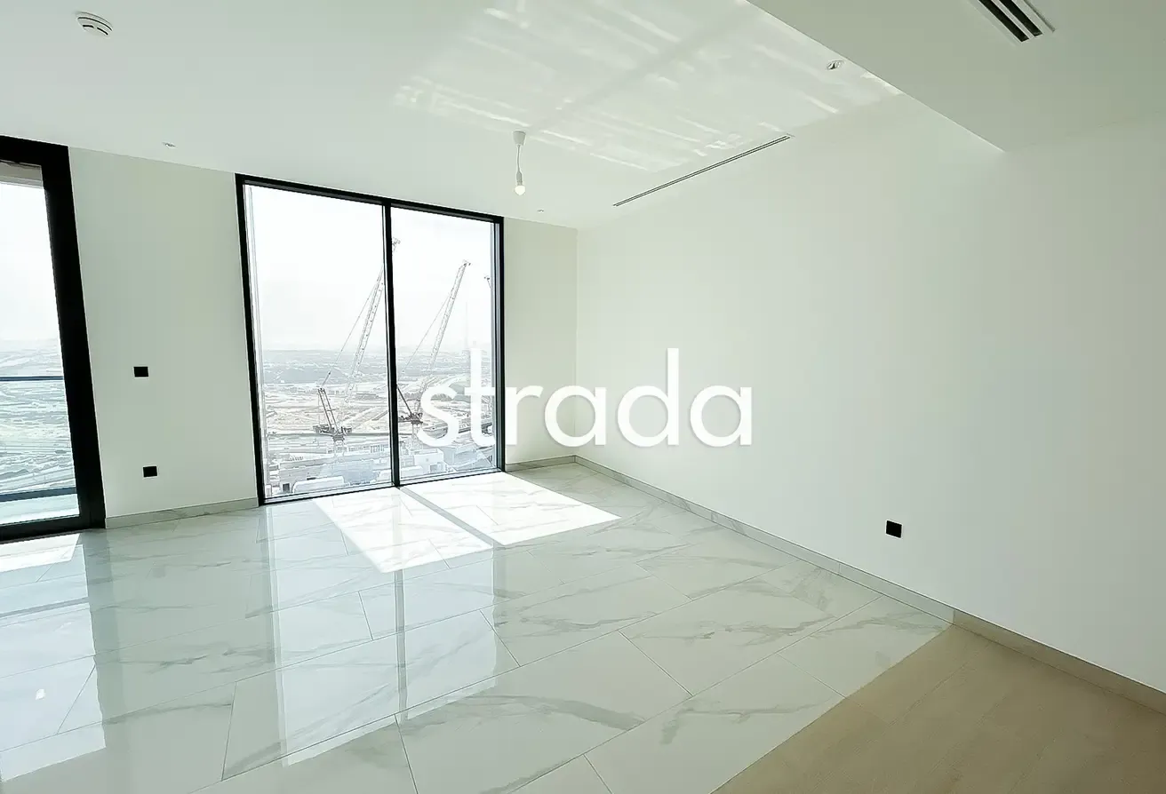 Waterfront Living | High Floor | Brand New