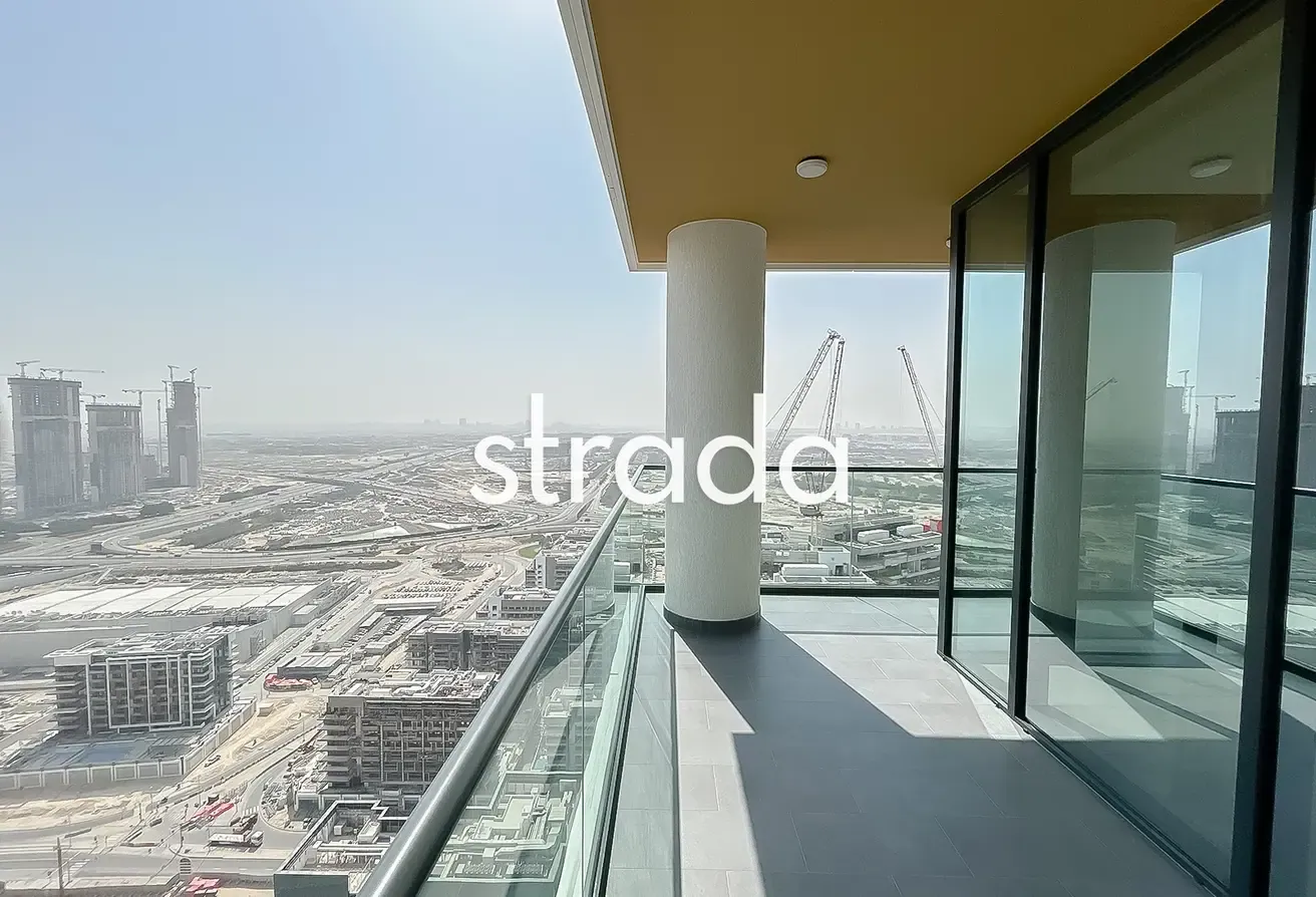 Waterfront Living | High Floor | Brand New