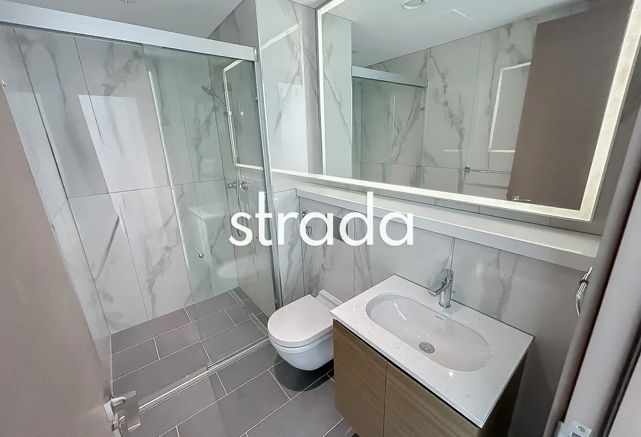 Waterfront Living | High Floor | Brand New