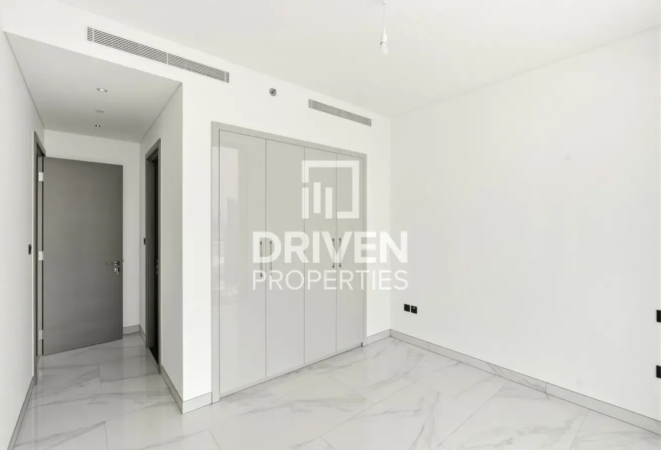 Boulevard View | Vacant | Brand New Unit