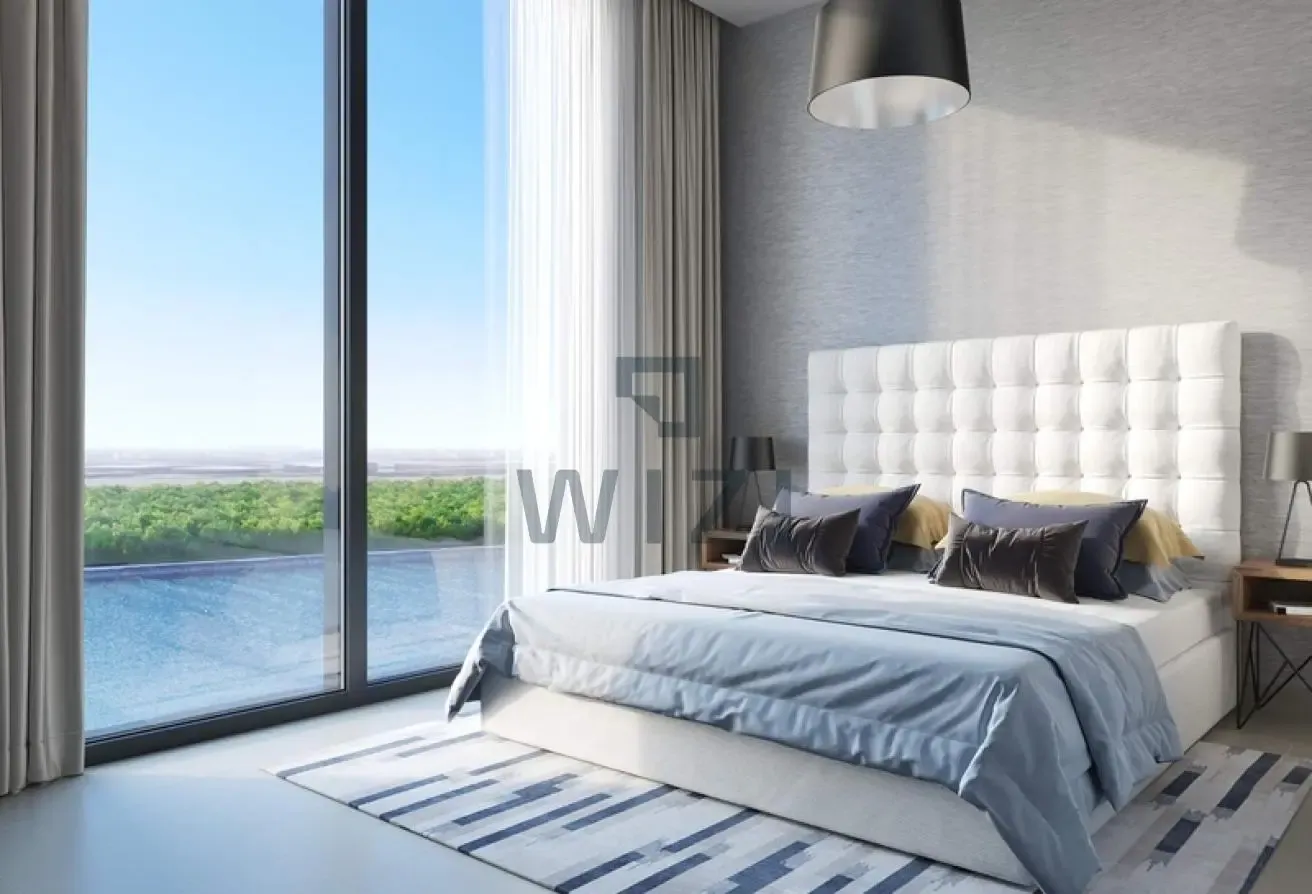 Lagoon View | Mid-Floor | Corner Unit