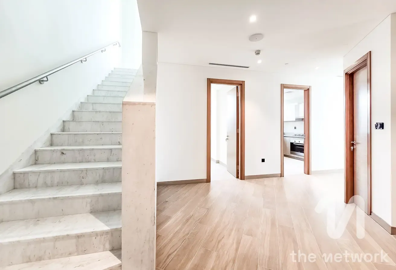 Duplex | Full lagoon View | Downtown skyline