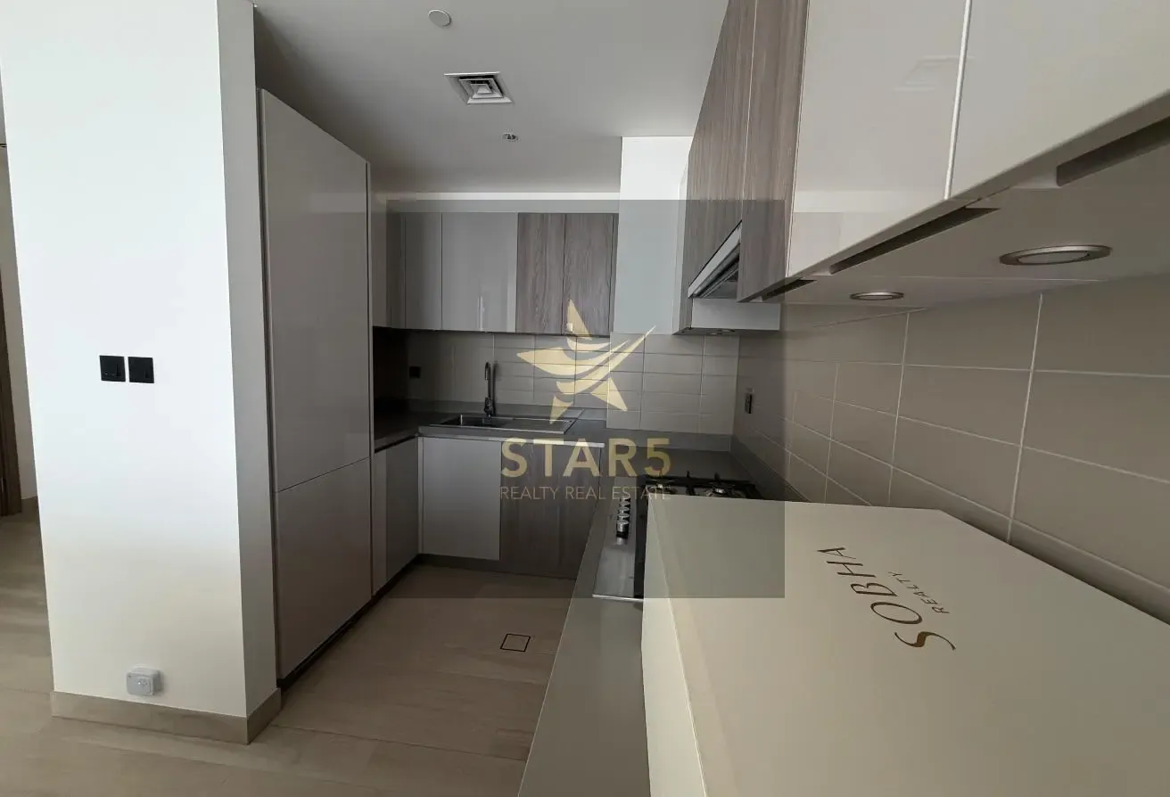 Lagoon Views | Brand New | Huge Layout