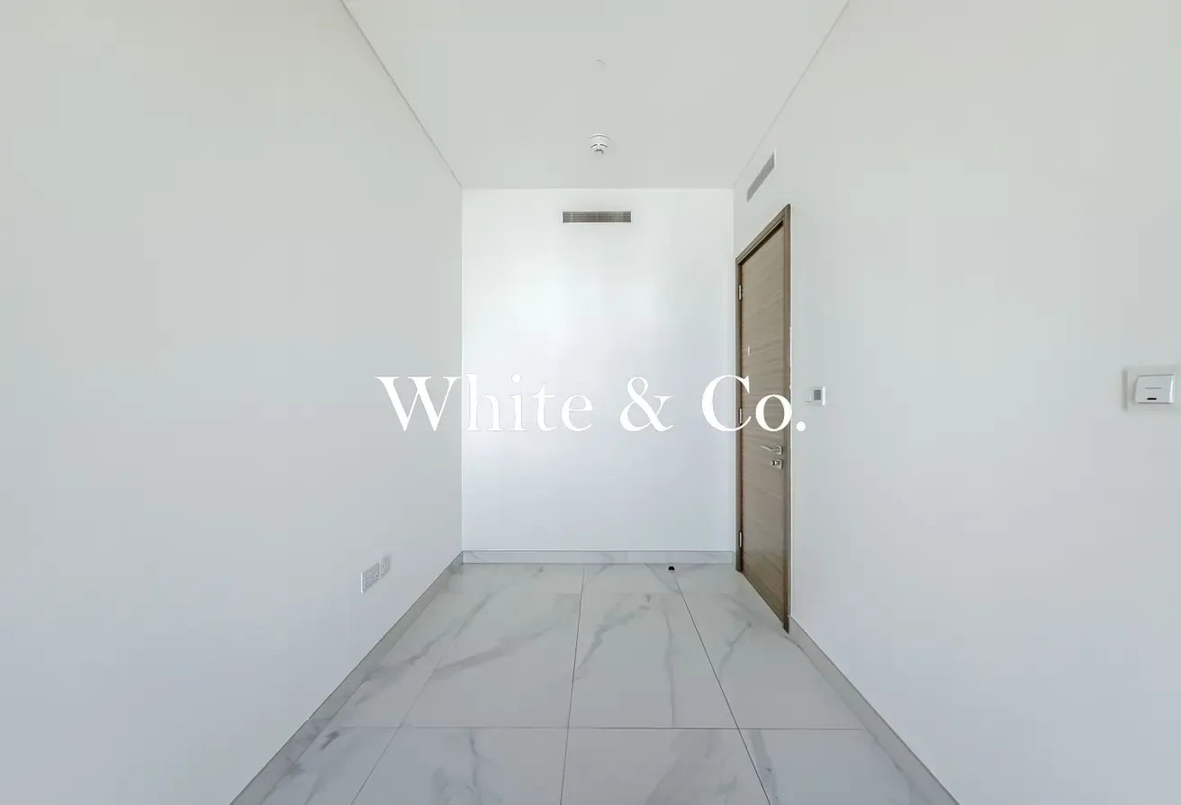 Penthouse | Vacant | Unbelievable Views
