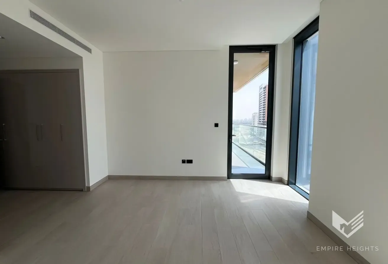 Spacious LayOut | High ROI | Canal View