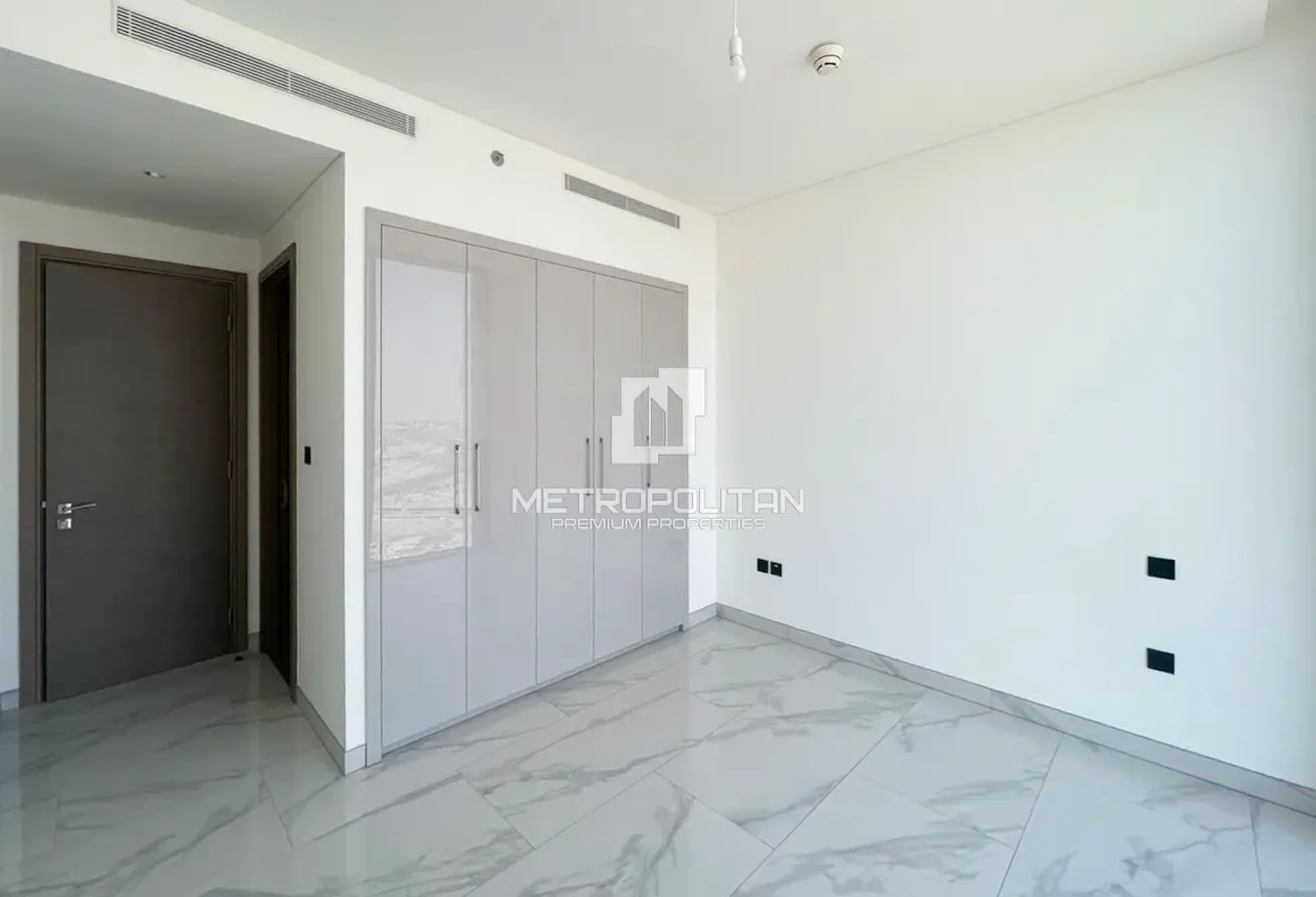 Spacious | Open View | High Floor + Maid's Room
