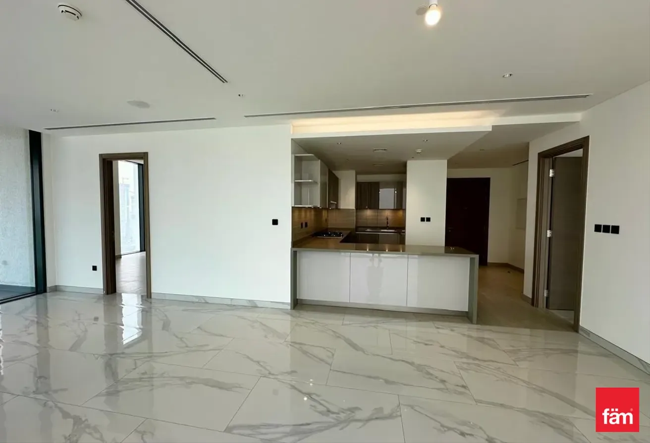 High floor | Posthandover | Creek Harbour View