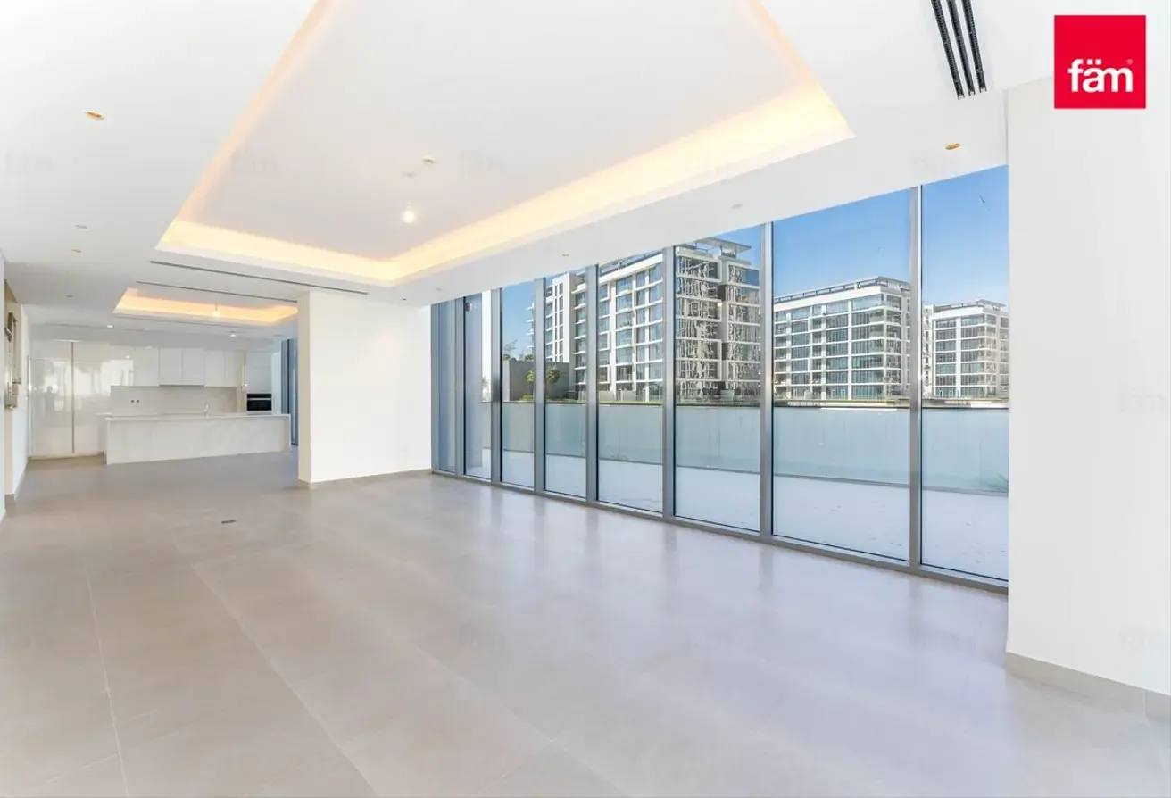 Exclusive Lagoon View, Duplex Apartment Vacant