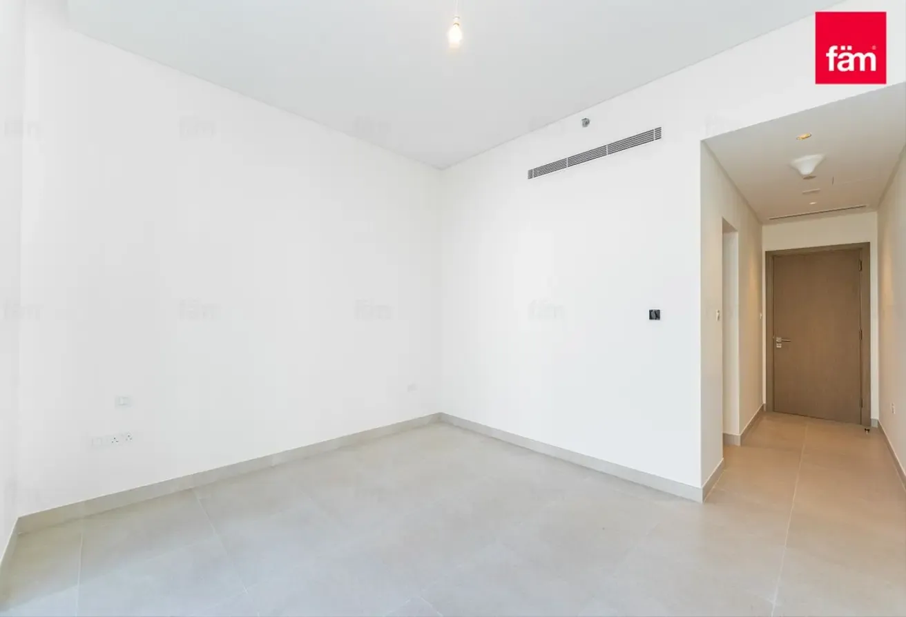 Exclusive  Lagoon View, Duplex Apartment  Vacant
