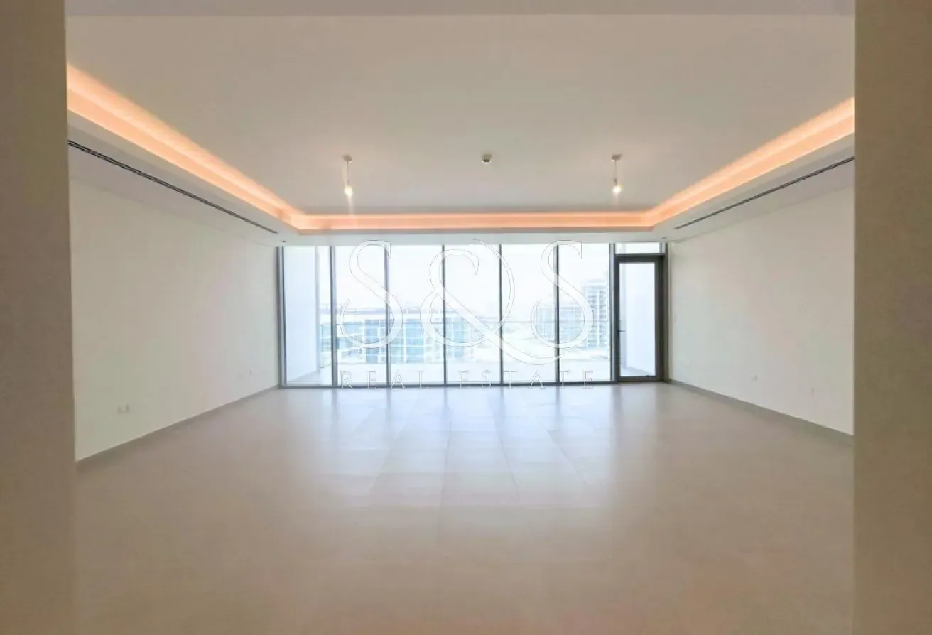 4 BR Exclusive Unit | High Floor | Genuine Resale