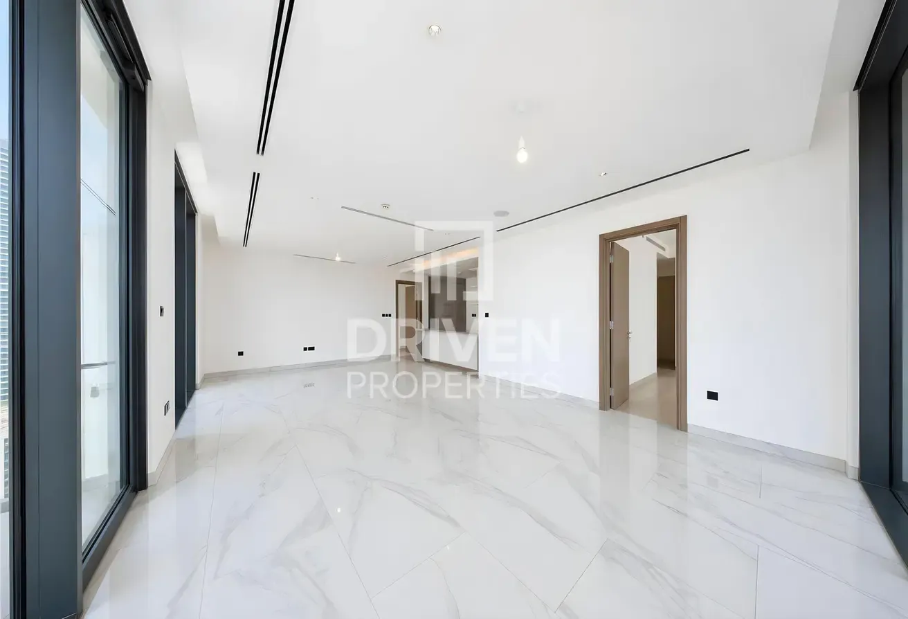 Prime Downtown View | Brand New | Luxury Living