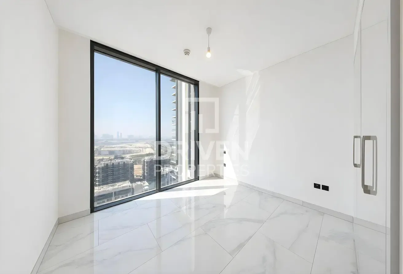 Prime Downtown View | Brand New | Luxury Living