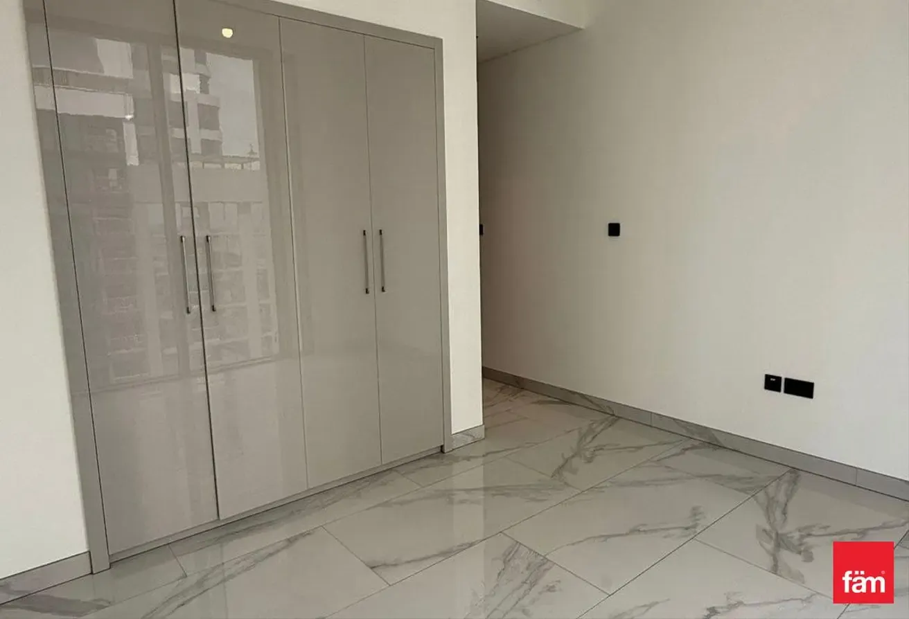 Ras Al Khor view | Spacious | Accepting mortgage