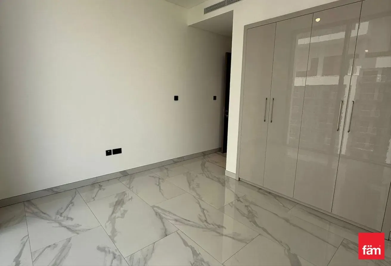Ras Al Khor view | Spacious | Accepting mortgage