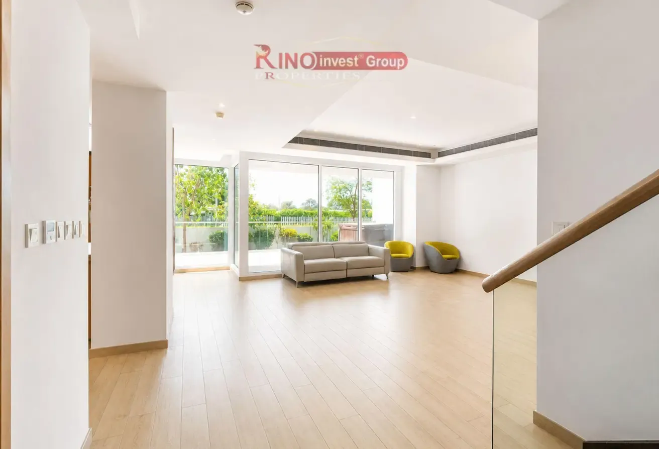 Immaculate Unit | Brand New | Luxury 4 BHK