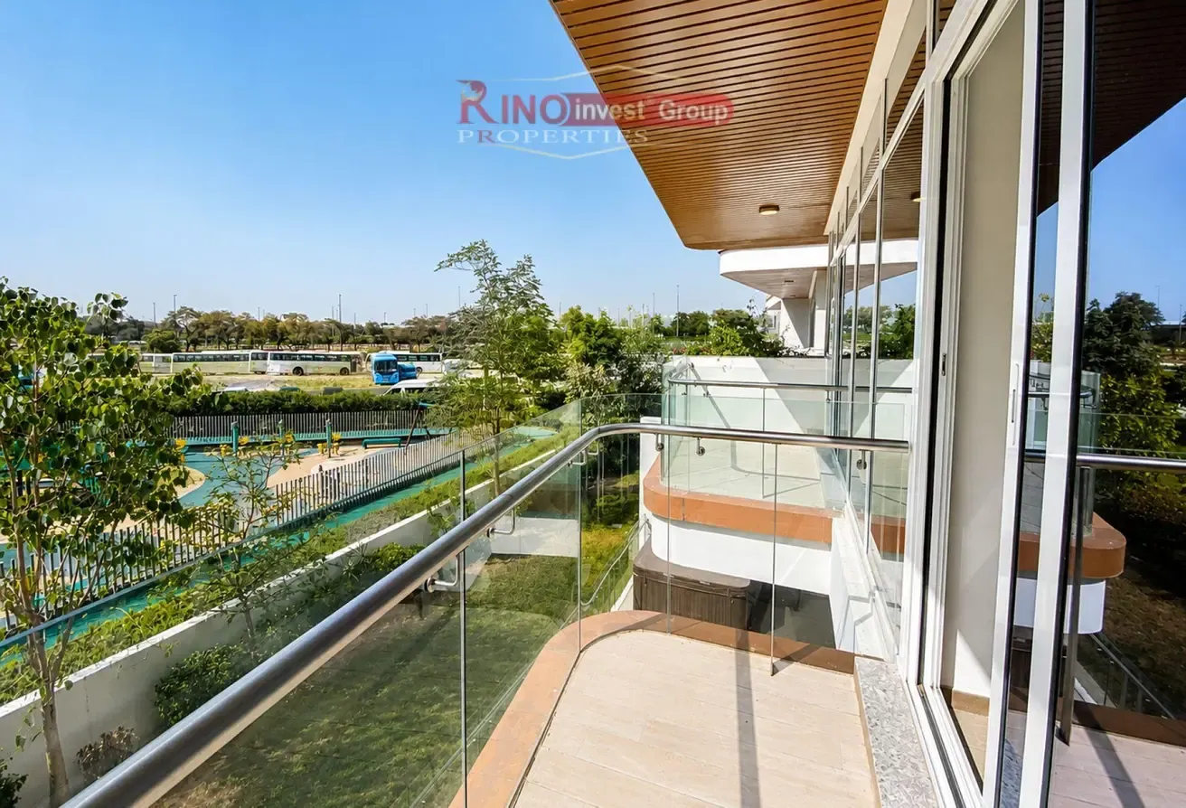 Immaculate Unit | Brand New | Luxury 4 BHK