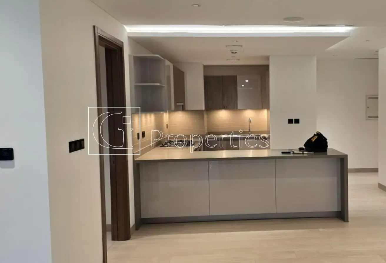 4bed + Maids | Waterfront | Investor Deal