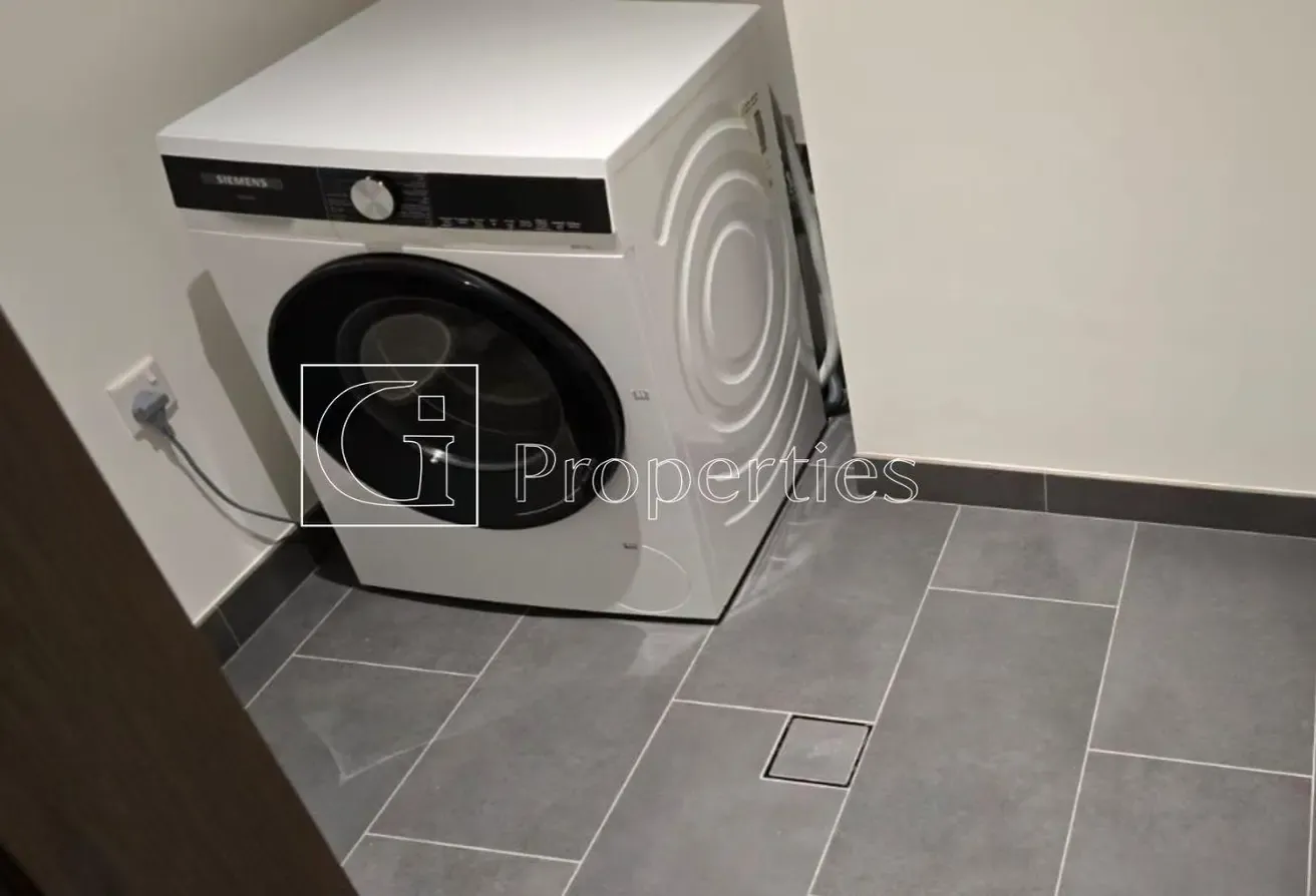 4bed + Maids | Waterfront | Investor Deal