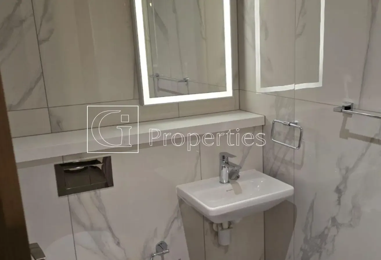 4bed + Maids | Waterfront | Investor Deal