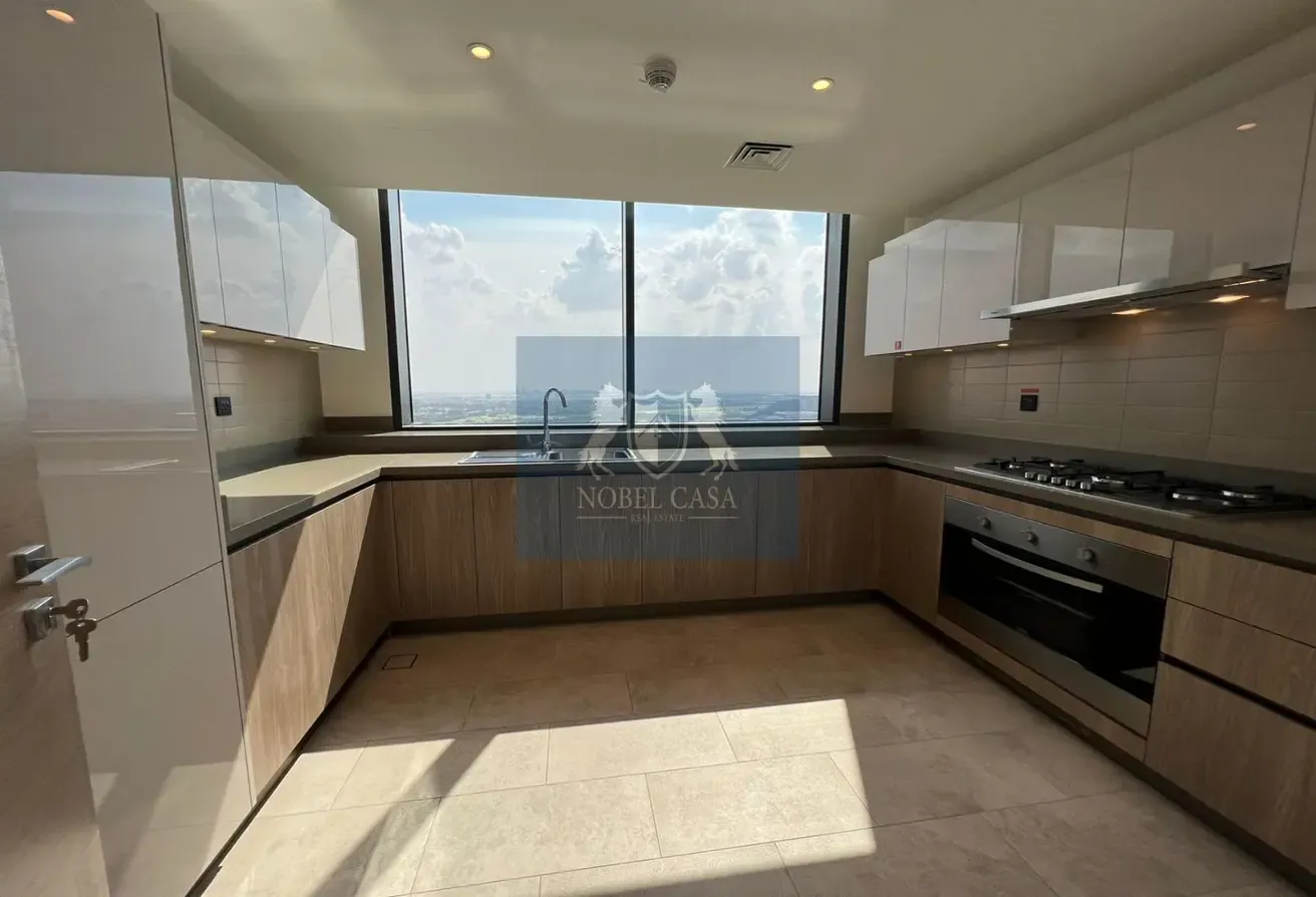 Panoramic View | Duplex | Brand New | Rented