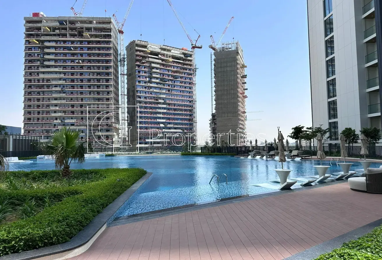 4bed + Maids | Waterfront | Investor Deal