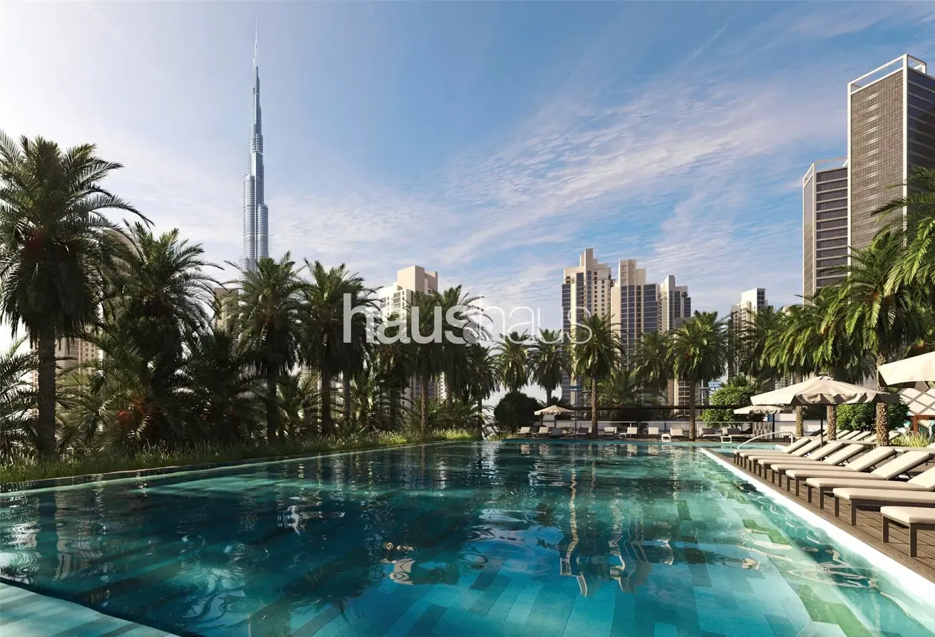 SPACIOUS LAYOUT | COMMUNITY VIEW | MODERN INTERIOR
