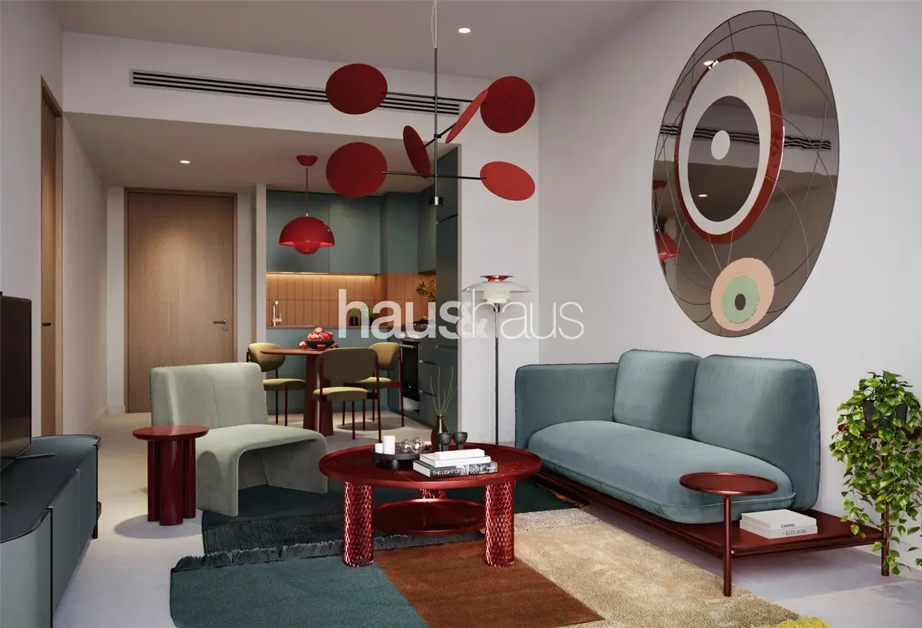 SPACIOUS LAYOUT | COMMUNITY VIEW | MODERN INTERIOR