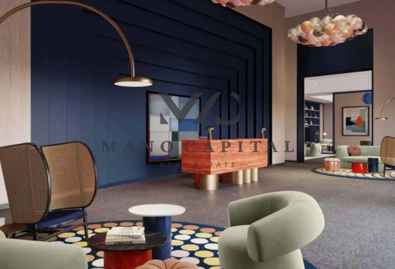 High Floor | City and partial Canal view| OP price