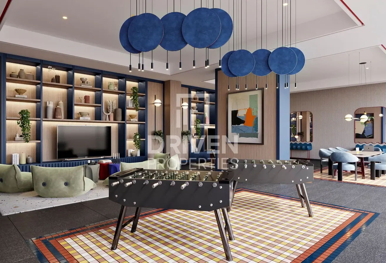 Premium Living | Spacious Layout | Canal View