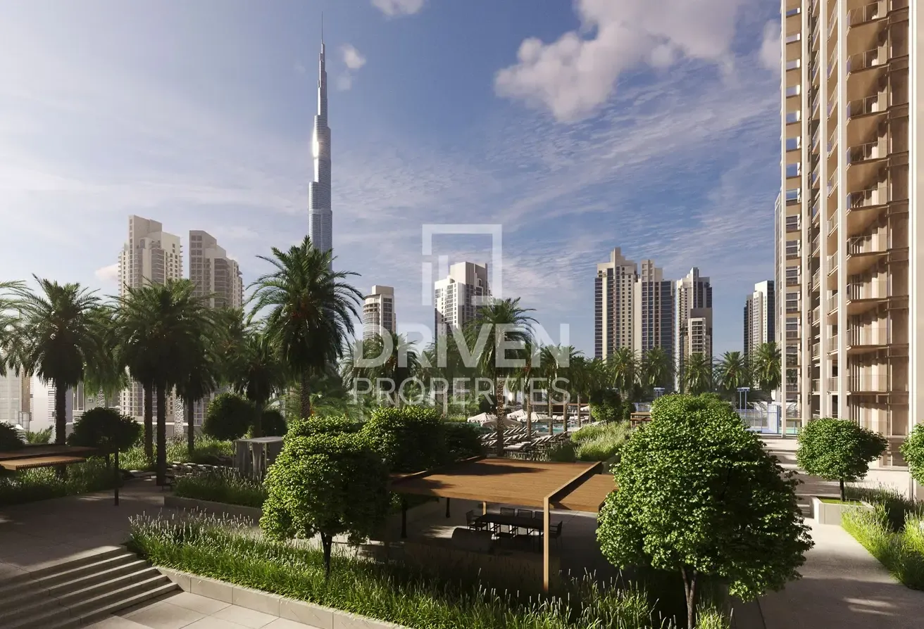 Premium Living | Spacious Layout | Canal View