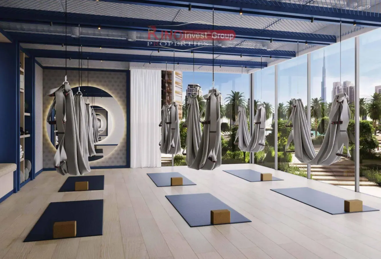 Luxury 1 BHK | High Floor | Canal View
