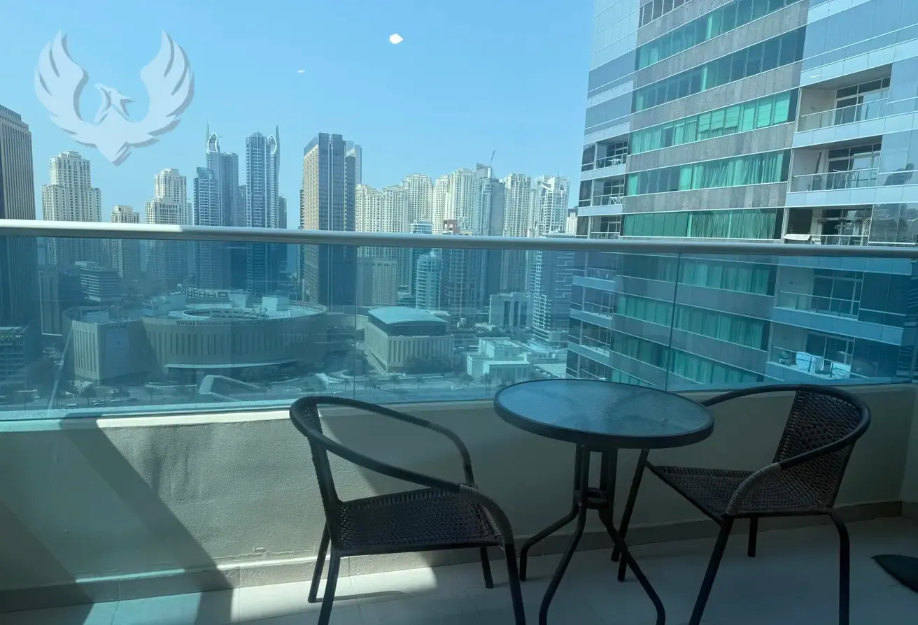 Vacant |  Marina view |  High floor
