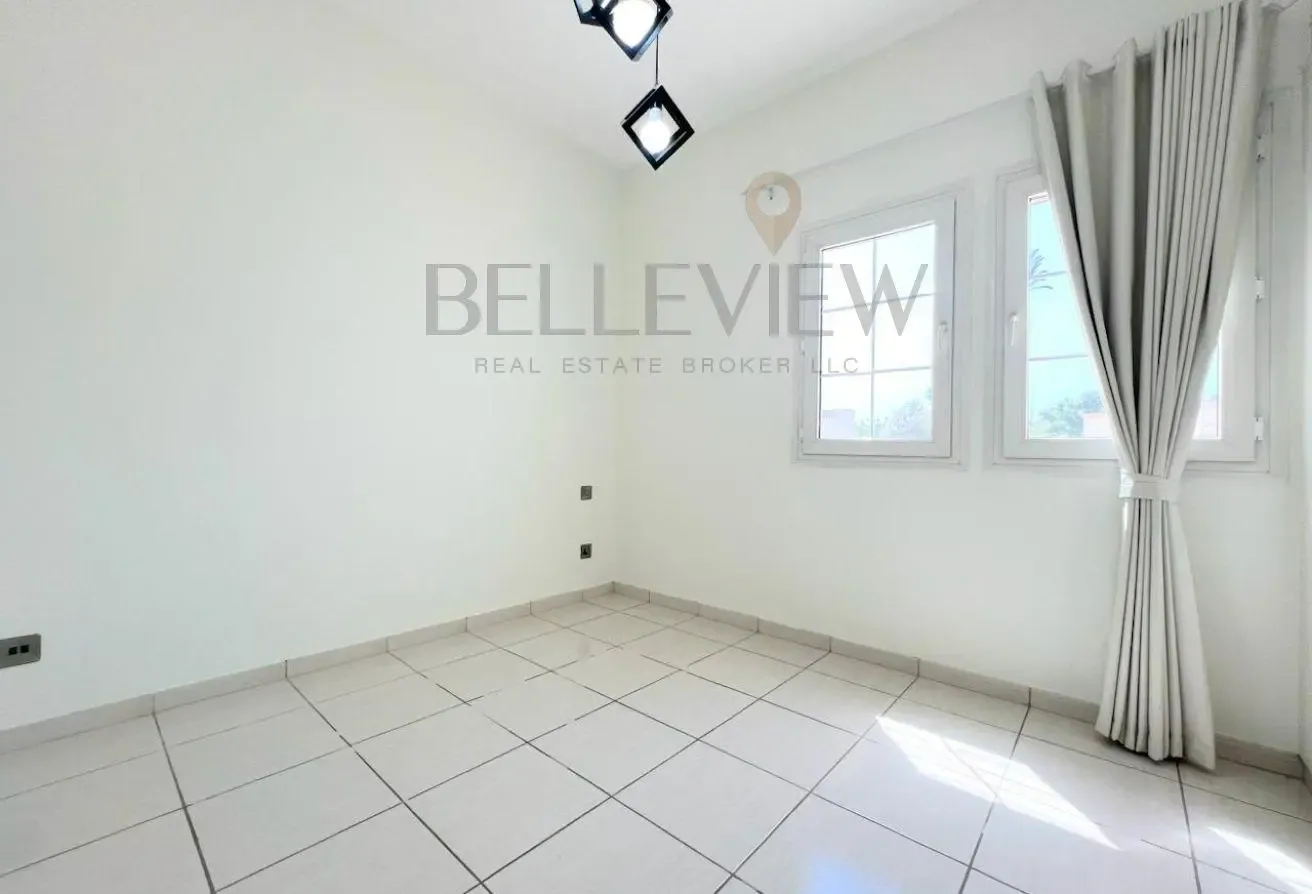 BIG CORNER PLOT | PARTIAL LAKE VIEW | VACANT