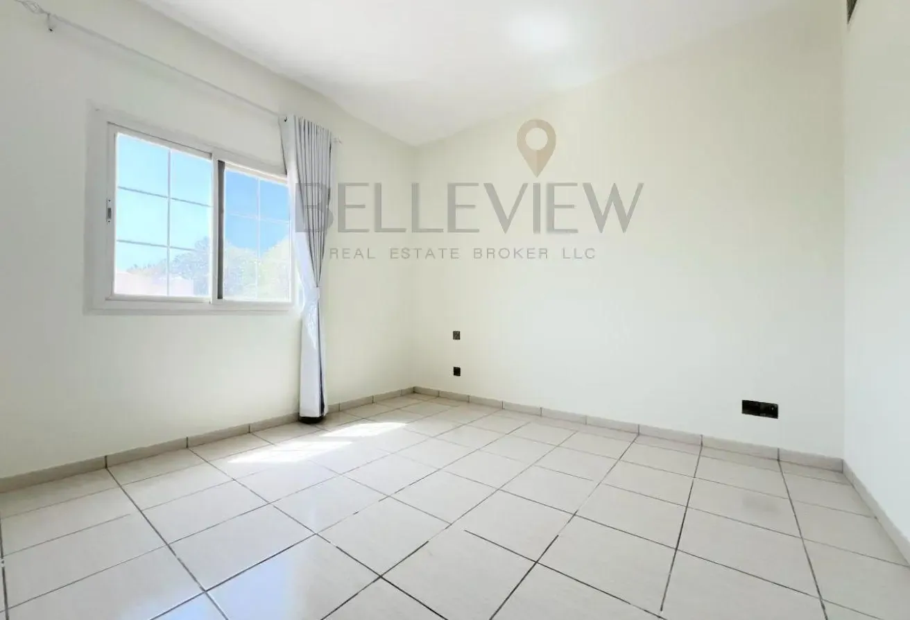 BIG CORNER PLOT | PARTIAL LAKE VIEW | VACANT