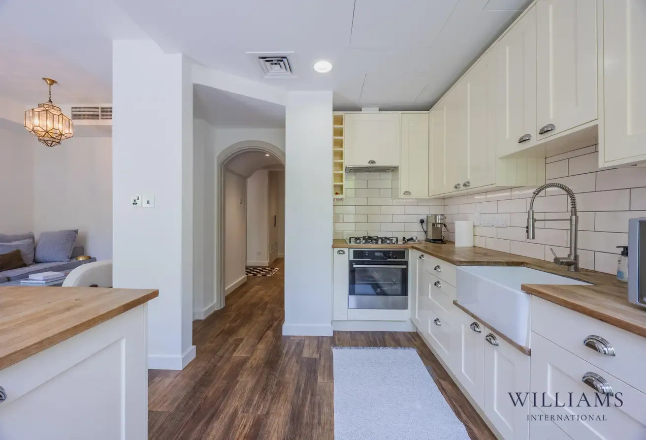UPGRADED | QUIET LOCATION | VACANT SOON