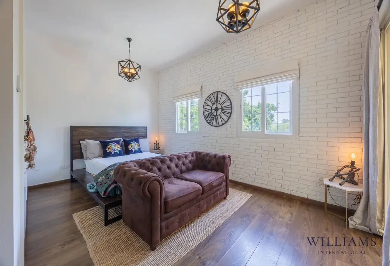 UPGRADED | QUIET LOCATION | VACANT SOON