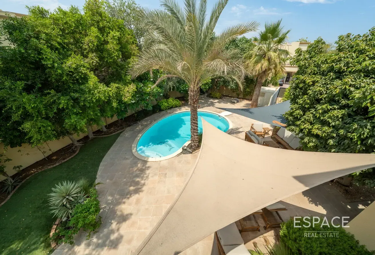 7216 Plot | Lake View | Vacant Now