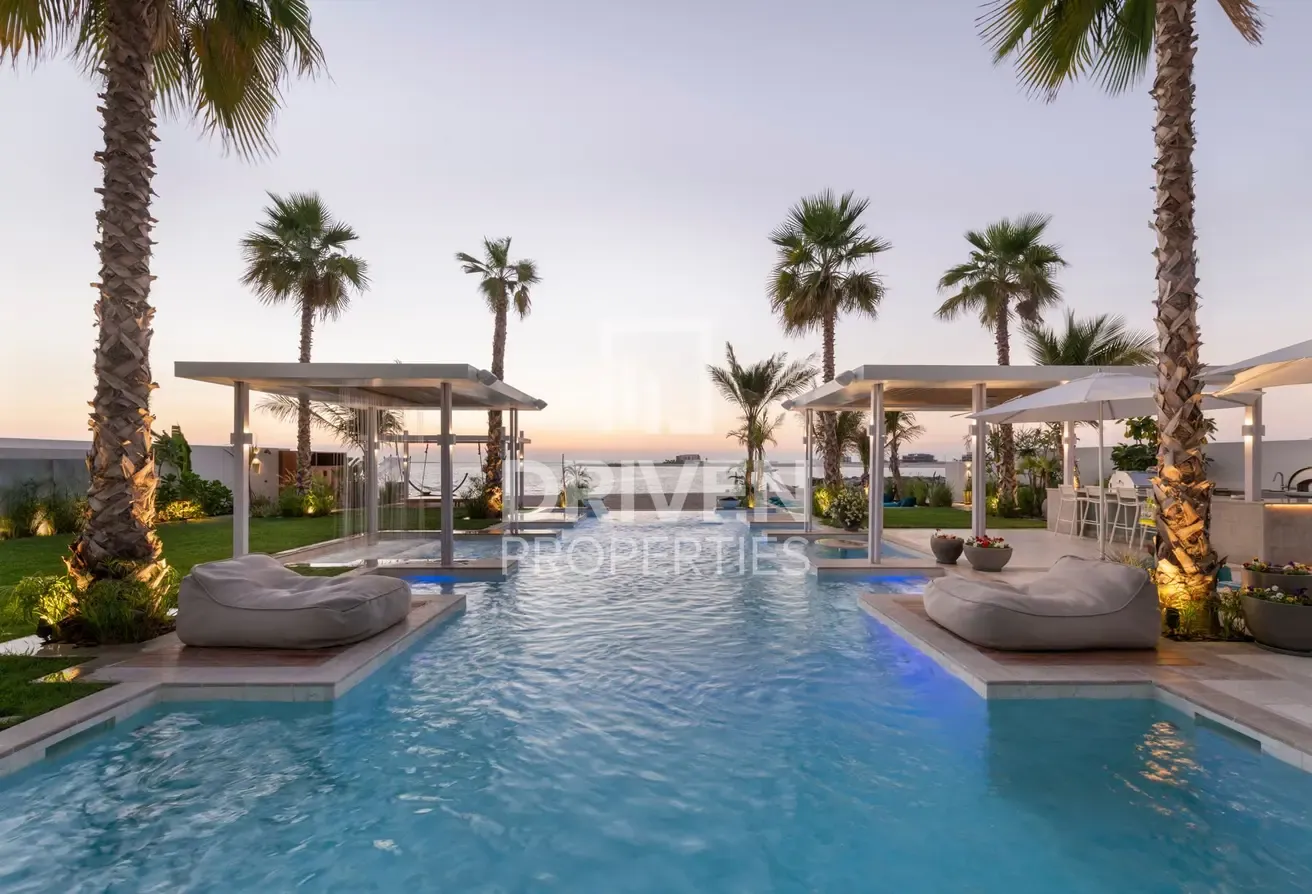Timeless Beachfront Villa | Unparalleled Sea View
